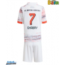 Bayern Munich Serge Gnabry #7 Bortedraktsett Barn 2025-26 Kortermet (+ Korte bukser)